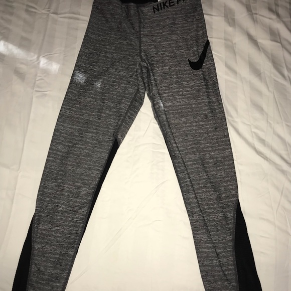 Nike leggings - Picture 4 of 4